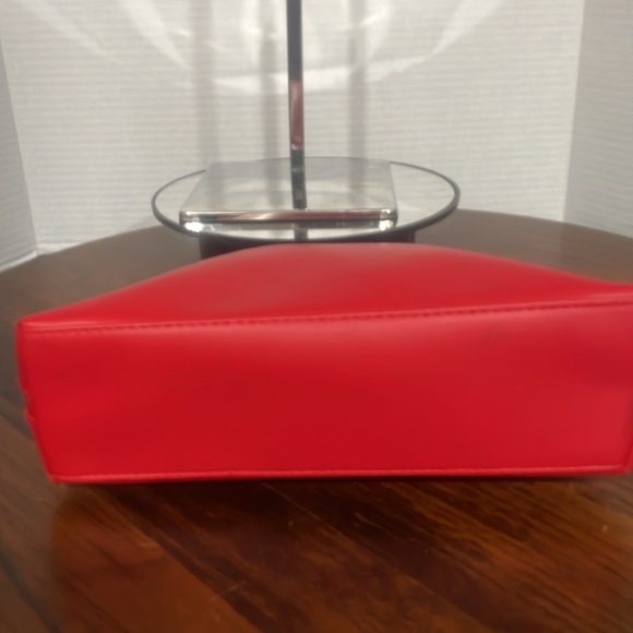 Ferragamo Turkish Airlines Amenity Bag - Picture 2 of 5